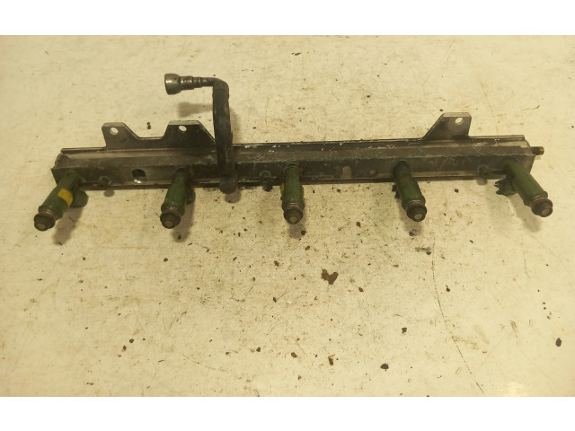 Топливная рампа 9202710 Volvo S60 для двигателя B5244T3