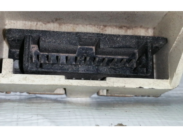 Панель приборов 9624897780, 09021119900   Citroen Xantia       