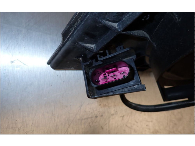 Блок предохранителей  6R0959455E   Skoda Fabia Mk3 (NJ)    