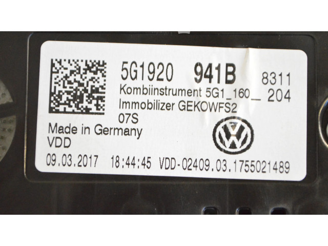 Панель приборов 5G1920941B Volkswagen Golf VII