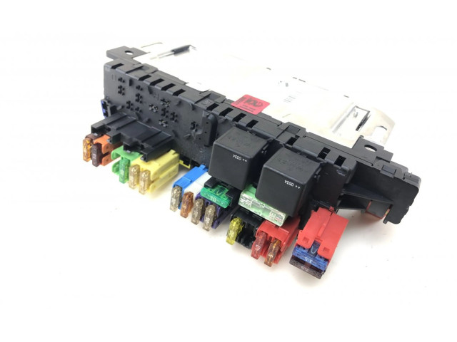 Блок предохранителей  05045139, A2305454032   Mercedes-Benz SL R230    