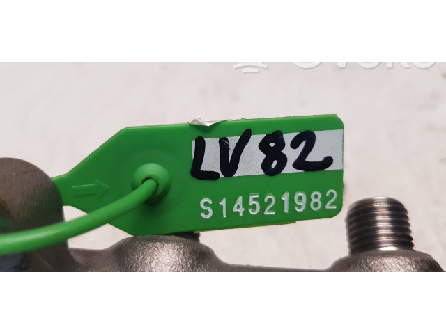 Топливная рампа 04L089B, 057130764AB   Audi A3 S3 8V   для двигателя CLHA