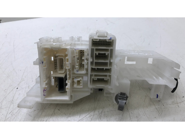 Pojistková skříňka Mazda 3 III 2015