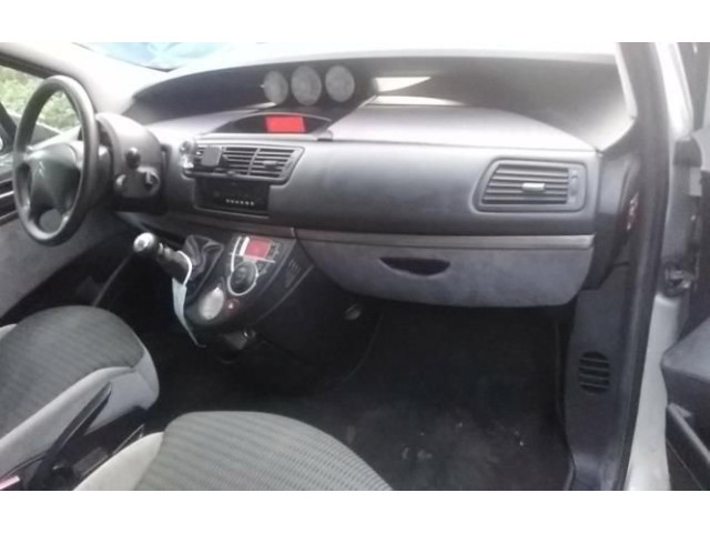 Панель приборов 00006106WX Citroen C8