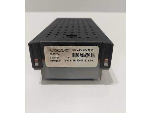 Блок предохранителей 08696035, 000002504868 Volvo S60