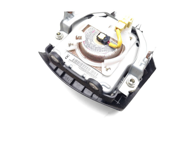 Подушка безопасности водителя 7030A217XB, 611044600E   Mitsubishi L200