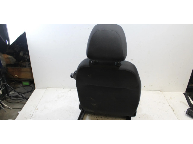 Переднее сиденье водителя