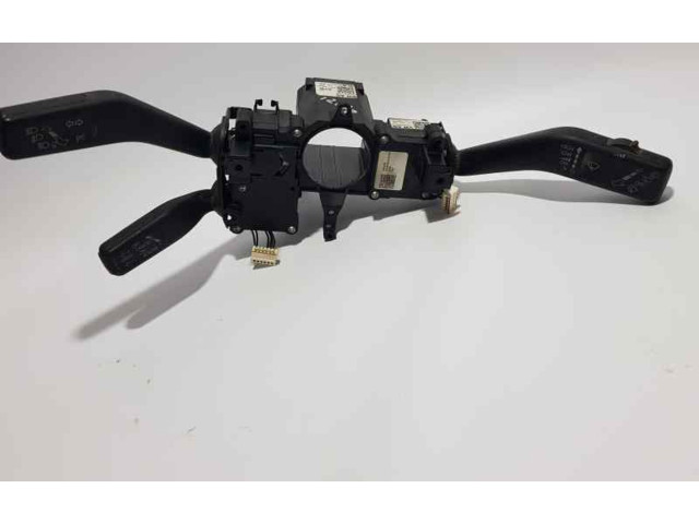 Кнопки рулевого колеса 6C9953501DA   Volkswagen Passat Alltrack