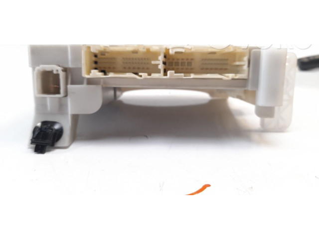 Pojistková skříňka Řídící jednotka BSM 827410D070 Toyota Yaris 2016