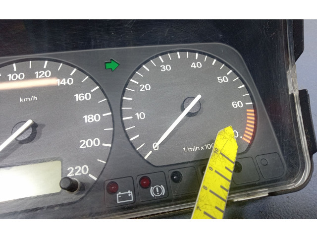 Панель приборов 3A0919860H, 3A0919860H   Volkswagen PASSAT B4       