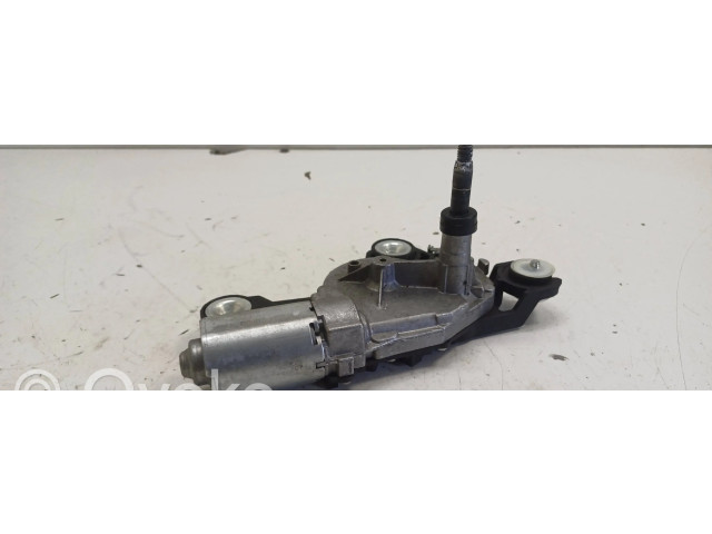 Моторчик заднего дворника 0390201588 Mazda 3 I