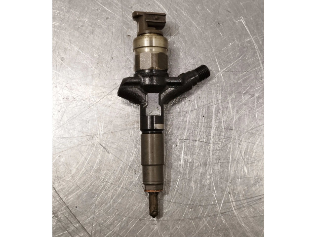 Форсунка 16613AA020, 11P00299    Subaru Forester SH   