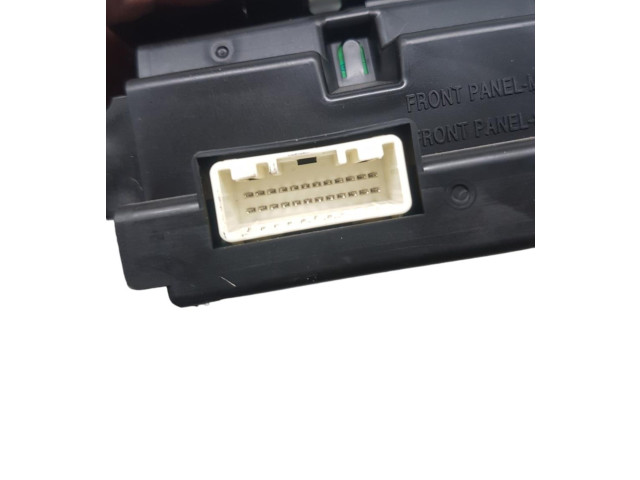 Дисплей 941011P001 KIA Venga