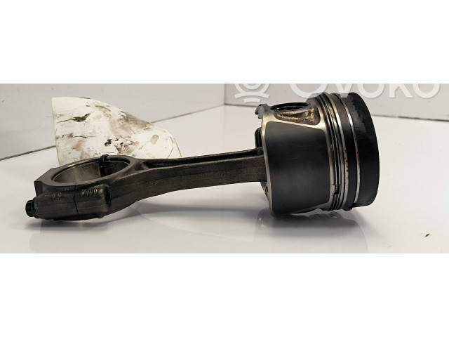  Поршень с шатуном CGLC 038JDE  Audi A6 C7  