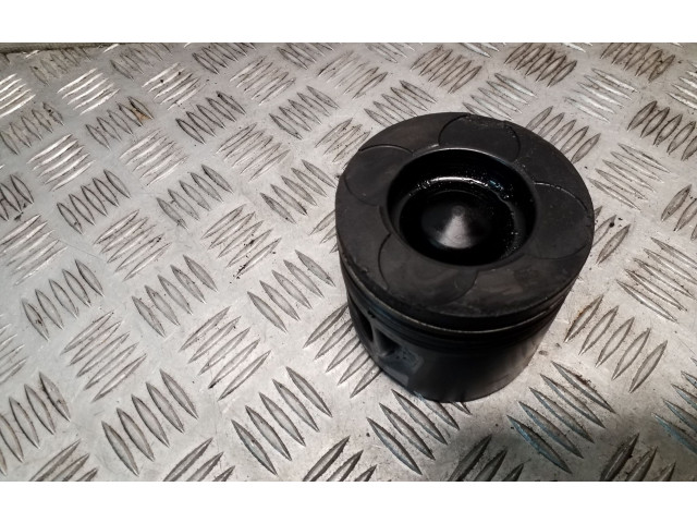 Поршень Dodge Nitro