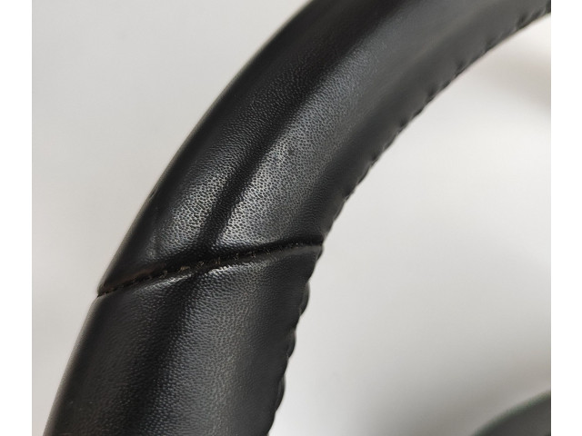 Руль Polestar 2 2020 - года 32227329