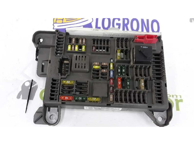   Pojistková skříňka 61146931687   BMW X6 E71 2010