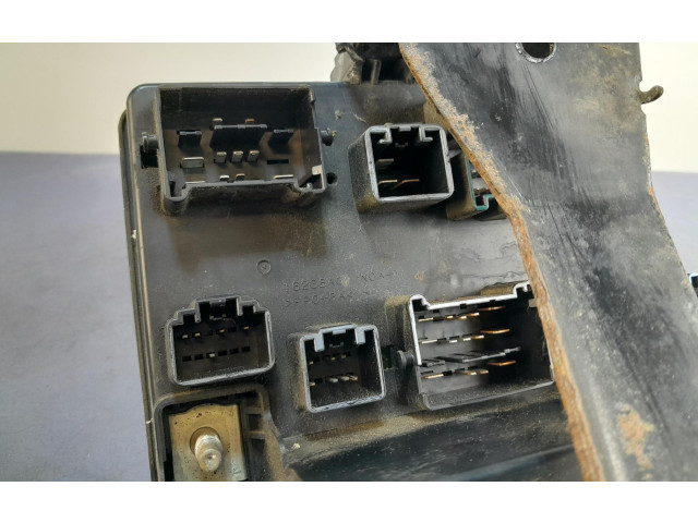 Pojistková skříňka P0472783, P0472783 Chrysler Pacifica 2007