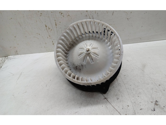 Вентилятор печки 194000 Toyota Avensis T250