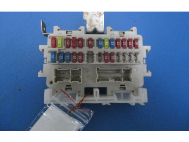 Блок предохранителей 24236-ET000, 24236-ET000 Nissan Sentra B16