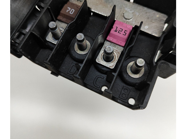 Pojistková skříňka 4M0941824BB Audi Q7 4M 2016