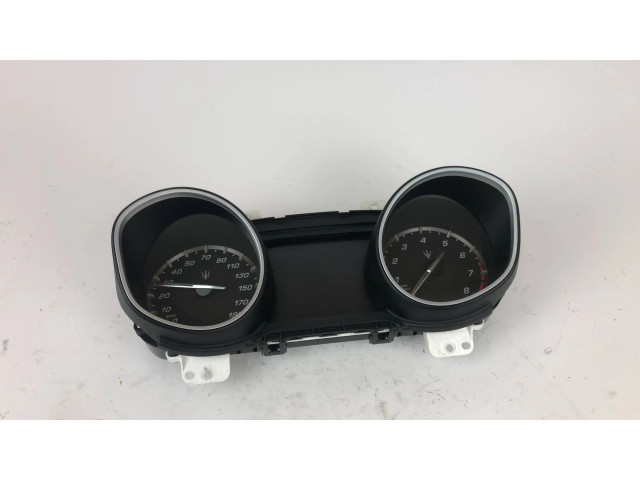 Přístrojová deska  Maserati Levante 2017 670101176, 503018860205  