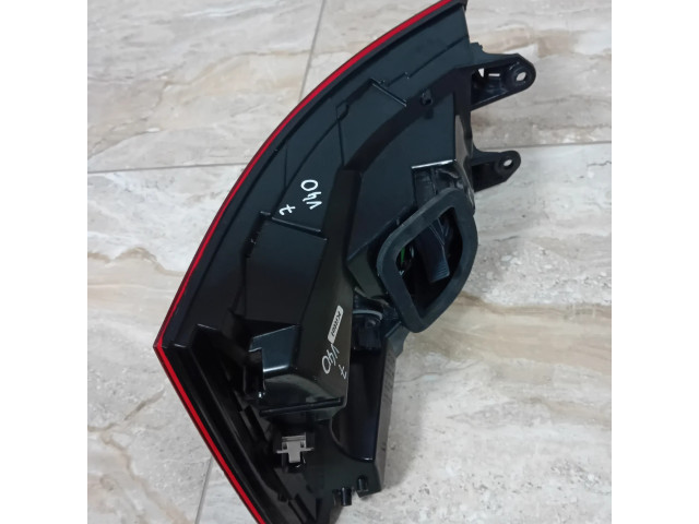 Задний фонарь 3V9945207 Skoda Superb B8 (3V) 2015-- года