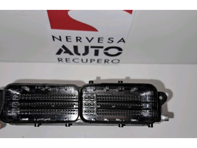 Блок управления 04L906026BR   Skoda Octavia Mk3 (5E)