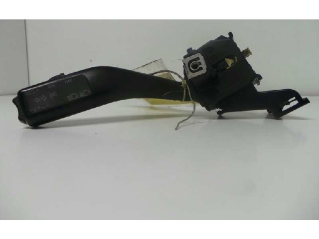 Ручка поворотов/ фонарей 1K0953513A Skoda Octavia Mk2 (1Z)