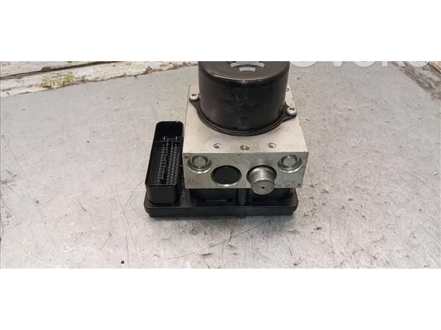 Блок АБС 47660 Nissan Navara D22 1997 - 2004 года