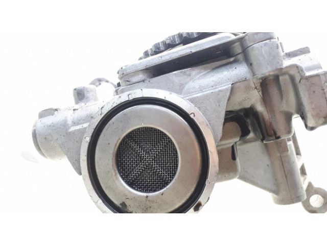 Масляный насос afb 059115105F, 670815610 Audi A4 S4 B5 8D 2.5