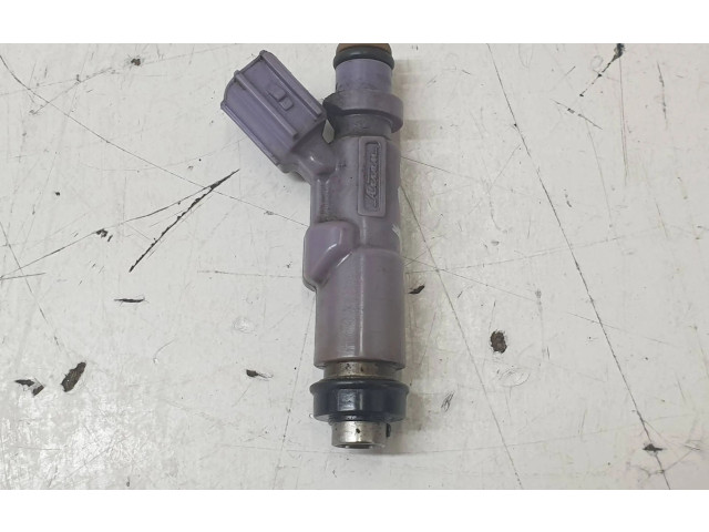 Форсунка 2325070120 Lexus IS 200-300 1GFE