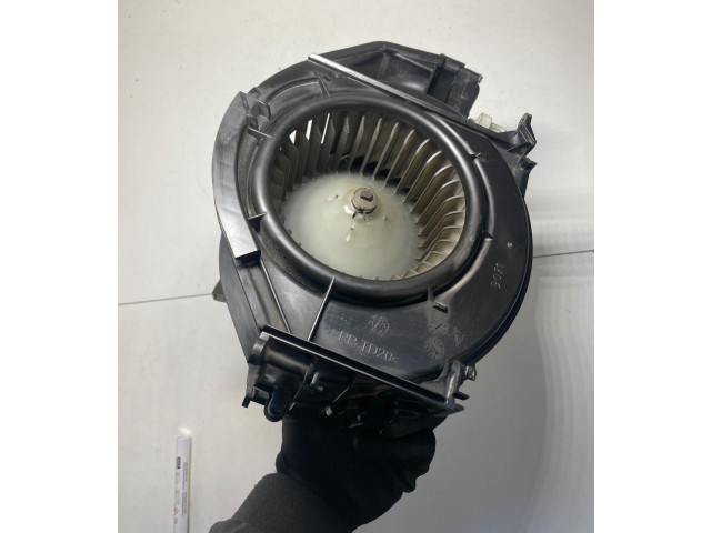 Вентилятор печки    4F0820521A, 4F0910521   Audi A6 S6 C6 4F