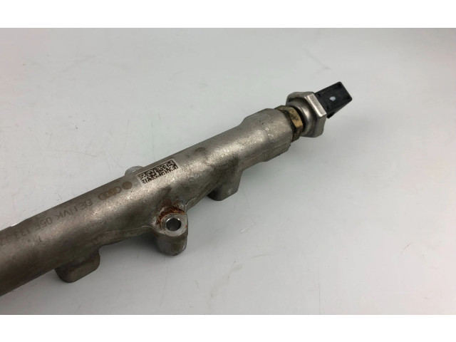 Топливная рампа 05E133320B Volkswagen Golf VIII