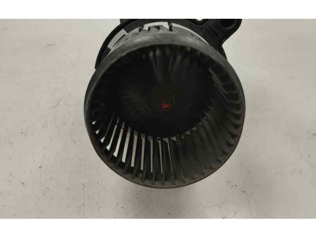 Вентилятор печки    5P3730000   Renault Clio IV