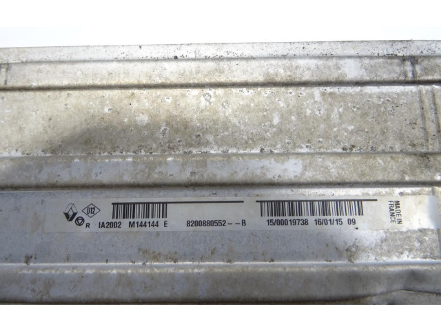 Интеркулер 8200880552 Dacia Duster