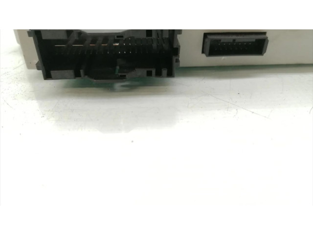 Блок управления 6943771 BMW 1 E81 E87