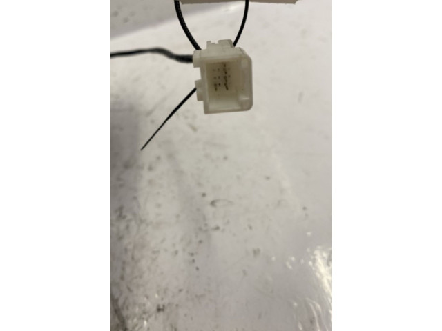 Зеркало электрическое Dacia Duster 2010 - 2017 года