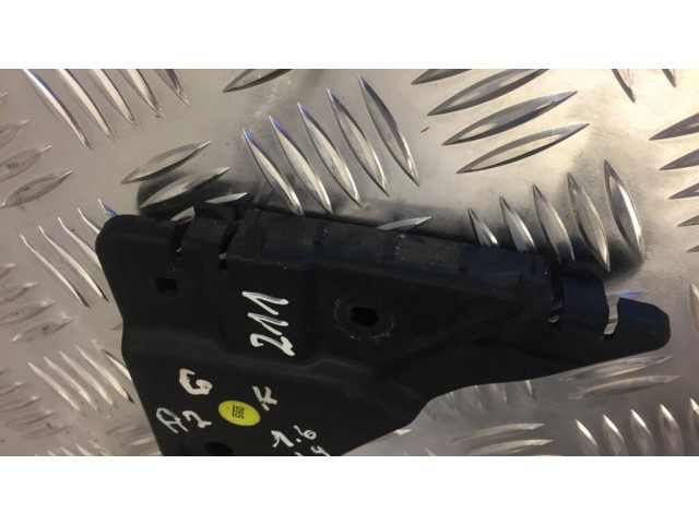 Задний держатель бампера