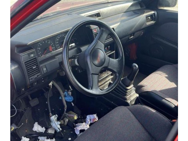 Zpětné zrcátko Nissan Sunny 1990