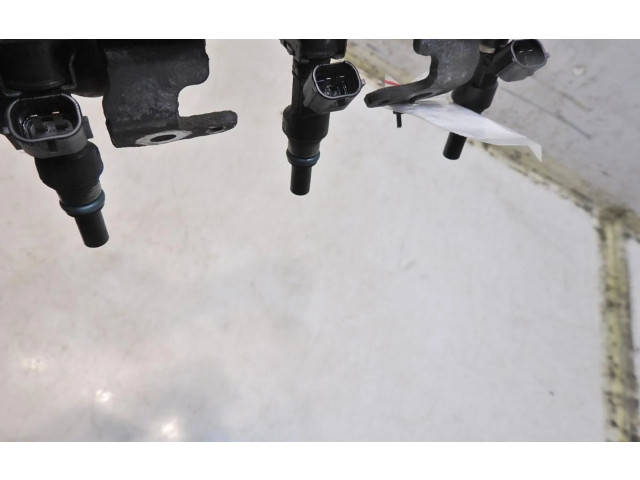 Vstřikovací lišta Nissan Micra HR12