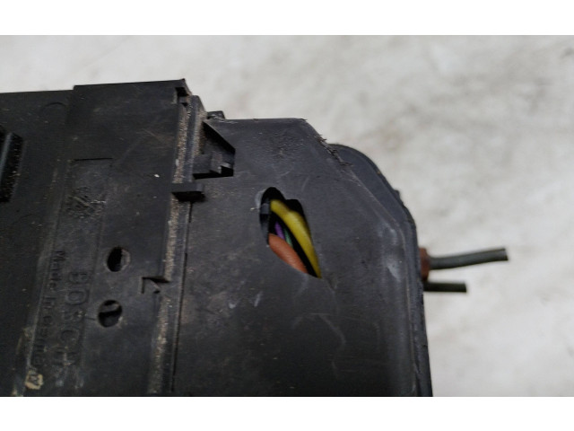 Jednotka ABS 476603S410 Nissan Navara D22 2004