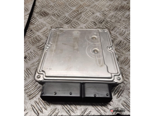 Řídící jednotka 4e0907401b   Audi A8 S8 D3 4E 2005