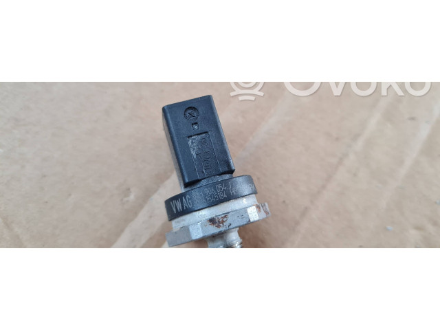 Топливная рампа 06J906054J Audi Q3 F3 для двигателя DSN