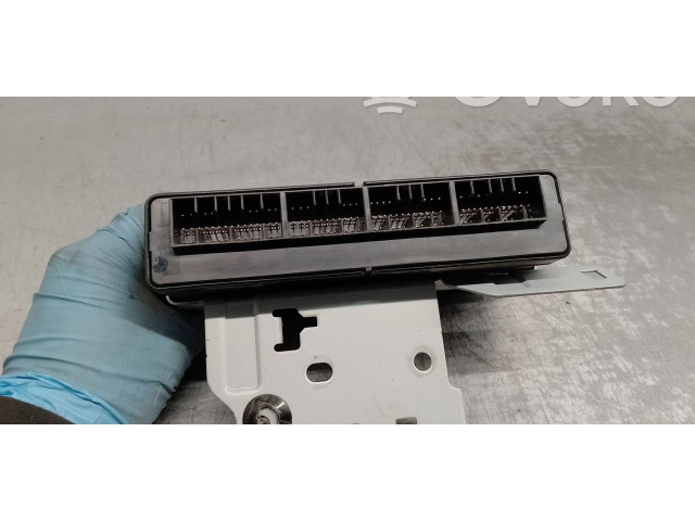 Блок управления 88281SC200   Subaru Forester SH