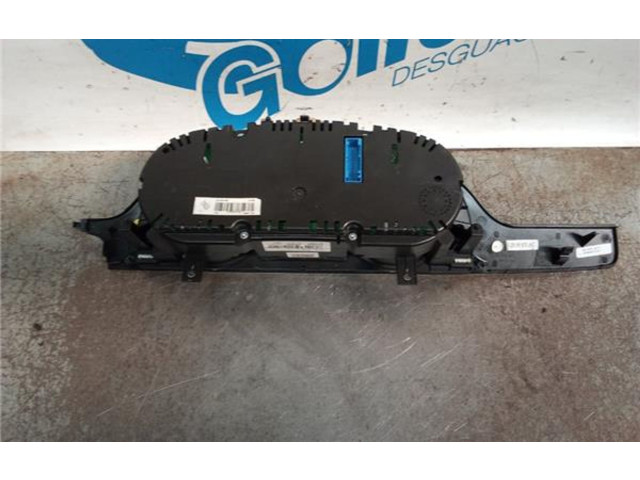 Přístrojová deska Volkswagen PASSAT 2010