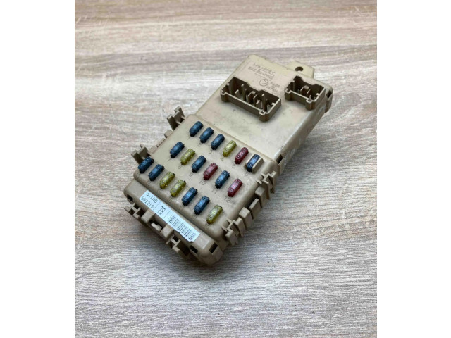 Блок предохранителей 981215   Subaru Forester SF    