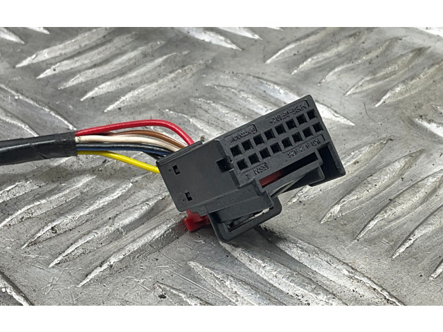 Зеркало электрическое Audi Q3 8U 2011 - 2016 года