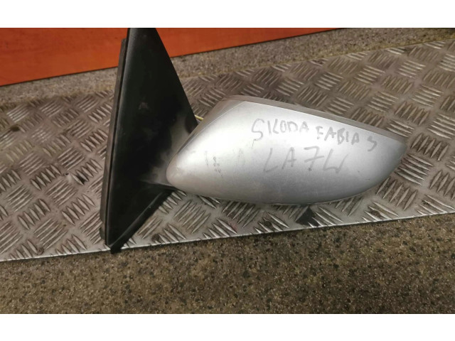 Зеркало электрическое Skoda Fabia Mk3 (NJ) 2015 - 2021 года