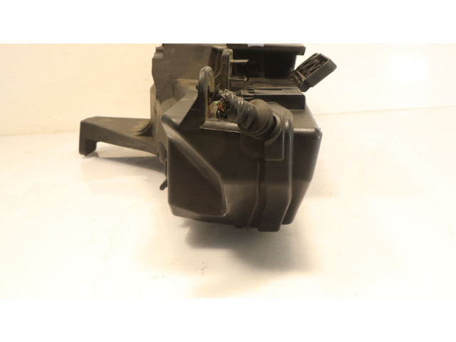 Блок предохранителей Volvo S60